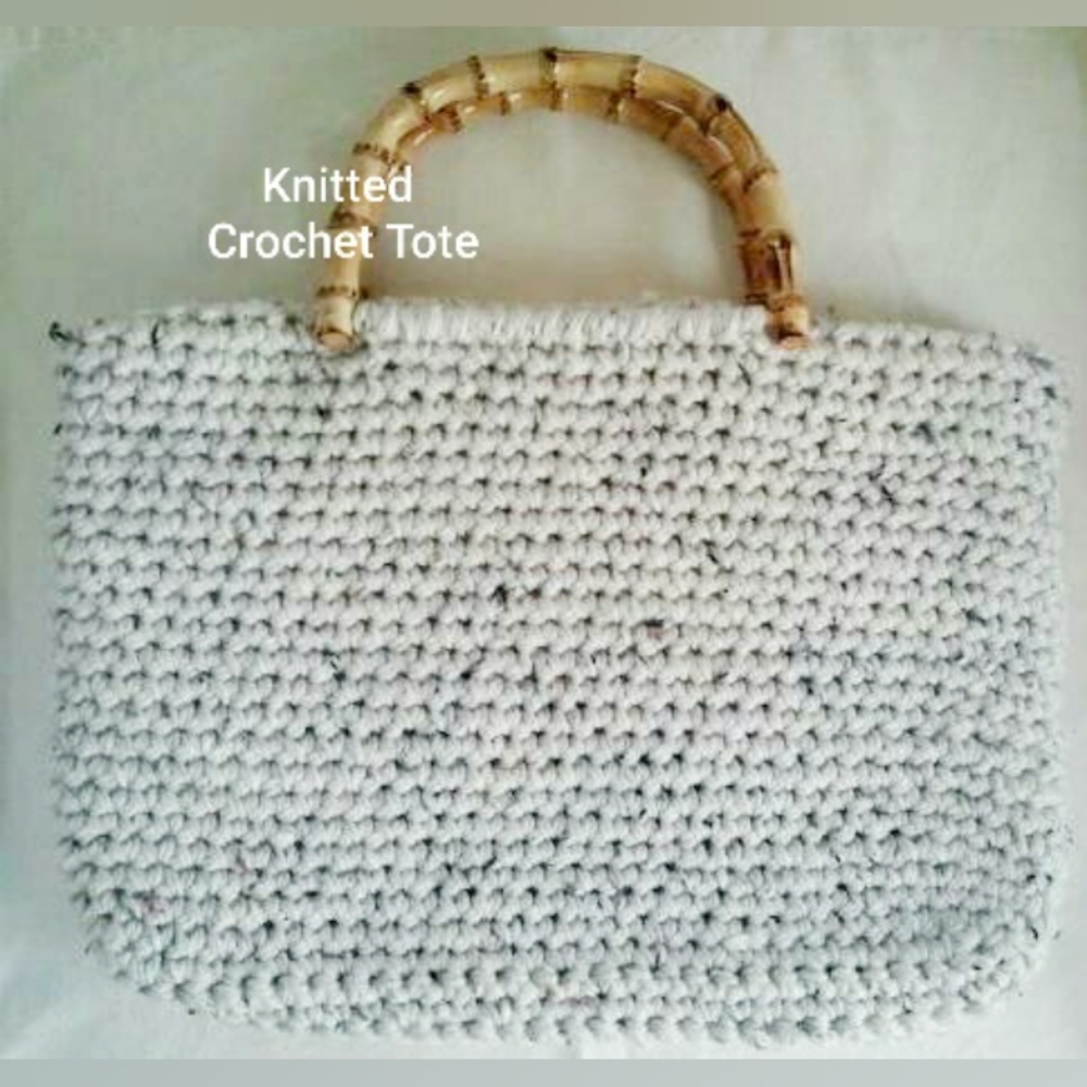 Small Knitted Crochet Tote Vintage Purses Cream